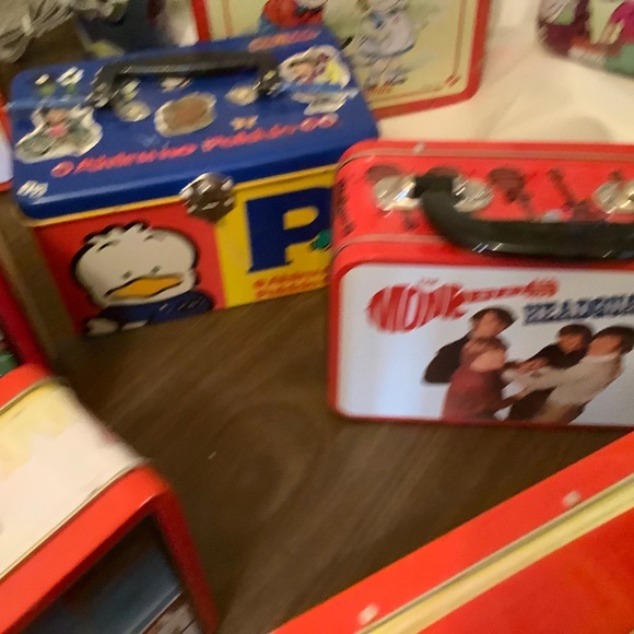 Metal Lunch Boxes - Picture 4 of 7